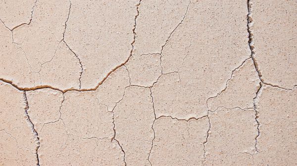7 signes que les fissures de votre maison nécessitent une attention